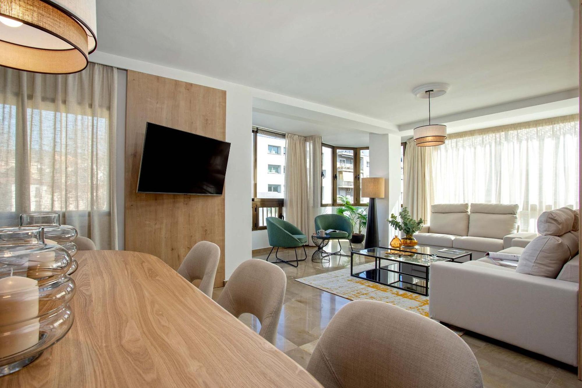Genteel Home Puerta Real Granada Bagian luar foto